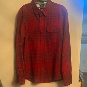 Volcom Men's Red Plaid mid-weight Flannel Button Down Shirt